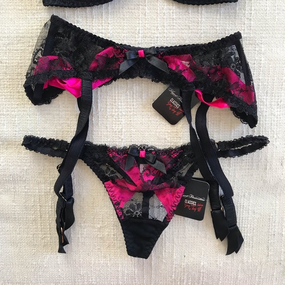 NWOT Agent Provocateur Lingerie Set - Picture 7 of 12